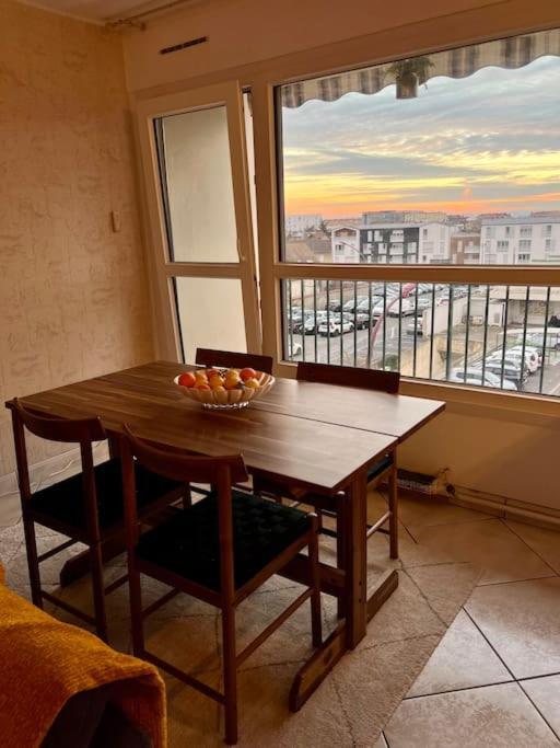 Comfy, Cosy, And Spacious Apartment Near Paris Bezons Exterior foto